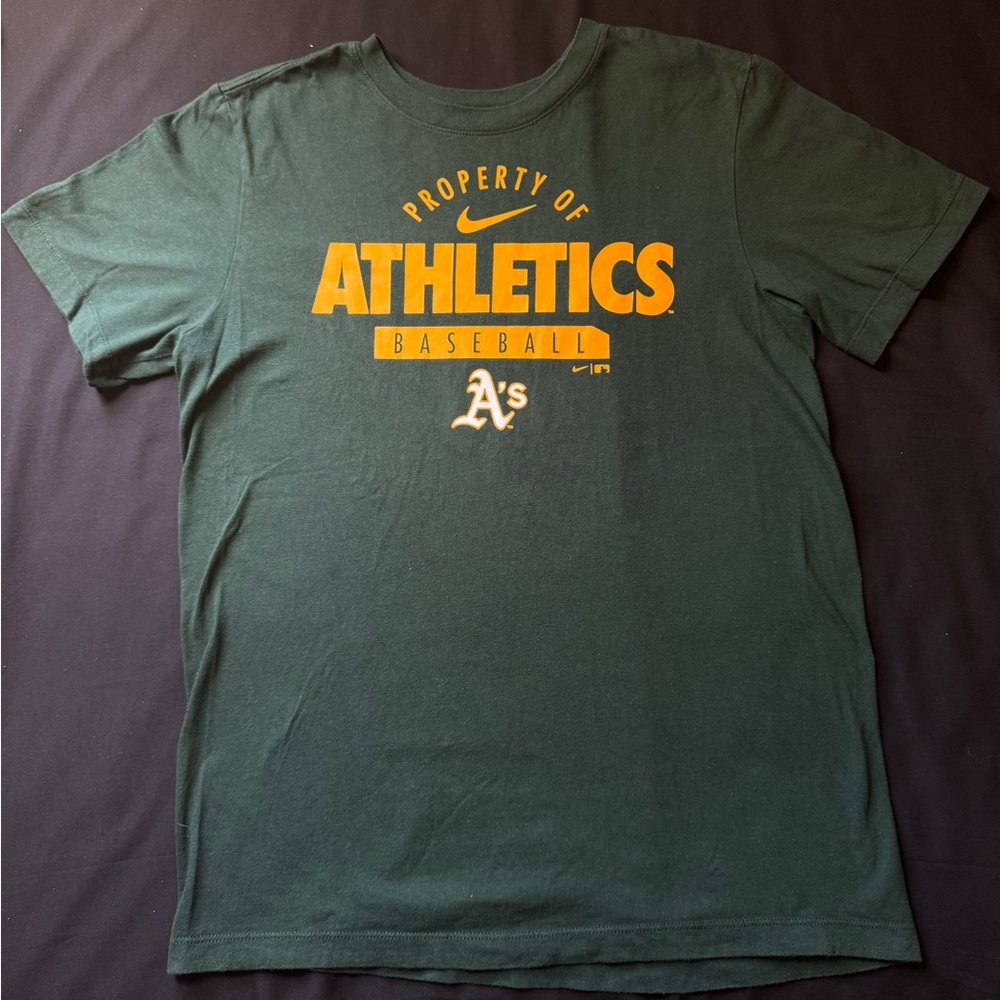 Nike MLB “Athletics” Cotton T Shirt Size Small